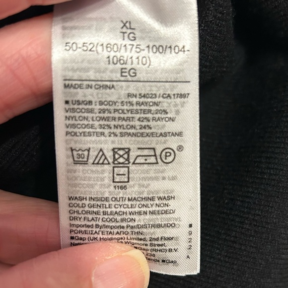 Banana Republic asymmetrical neckline sweater - Picture 6 of 7